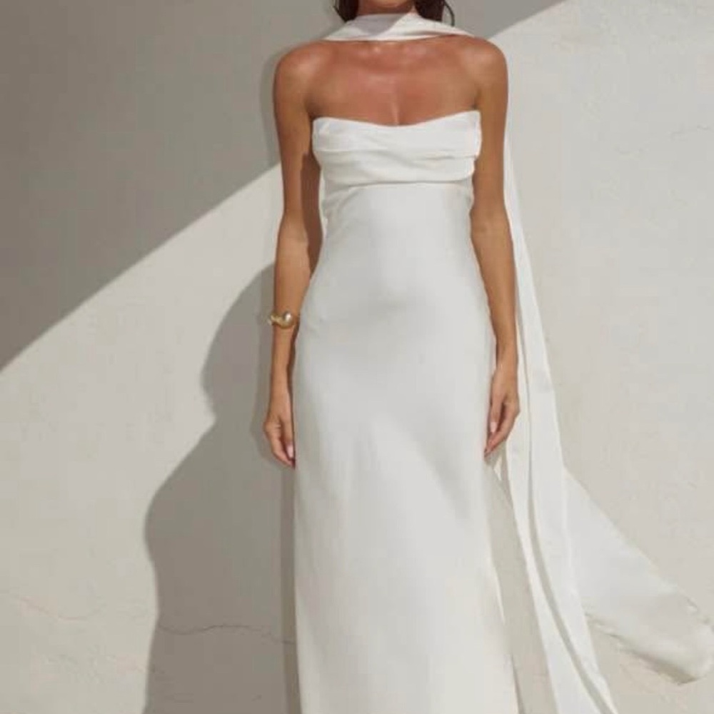 Away Strapless Cream Dress